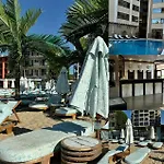 Апартамент Luxury Rest Dolphin Club *