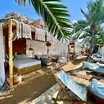 Апартамент Luxury Rest Dolphin Club *